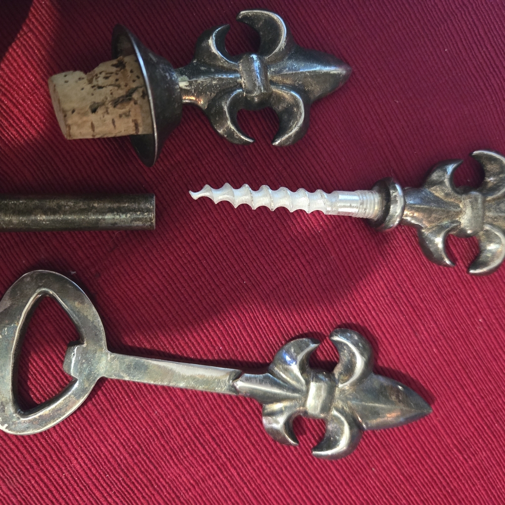 Silver Fleur-de-Lis Wine Opener Set